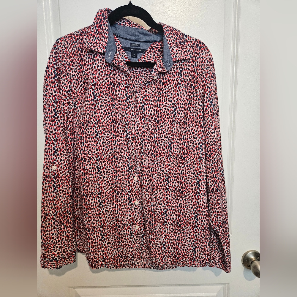 Tommy Hilfiger cheetah leopard animal print red white and blue size L